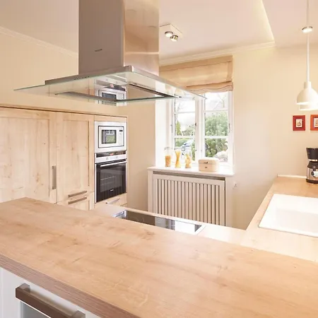 Tidenhus Ebbe Holiday home Nieblum