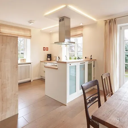 Tidenhus Ebbe Holiday home
